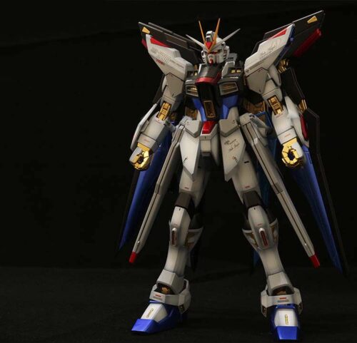 MG 1/100 SEED STRIKE FREEDOM - Image 2
